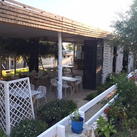 מלון Gjilek Albanian Garden מראה חיצוני תמונה